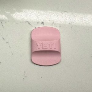 Yeti *Limited Edition* Ice Pink Magslider